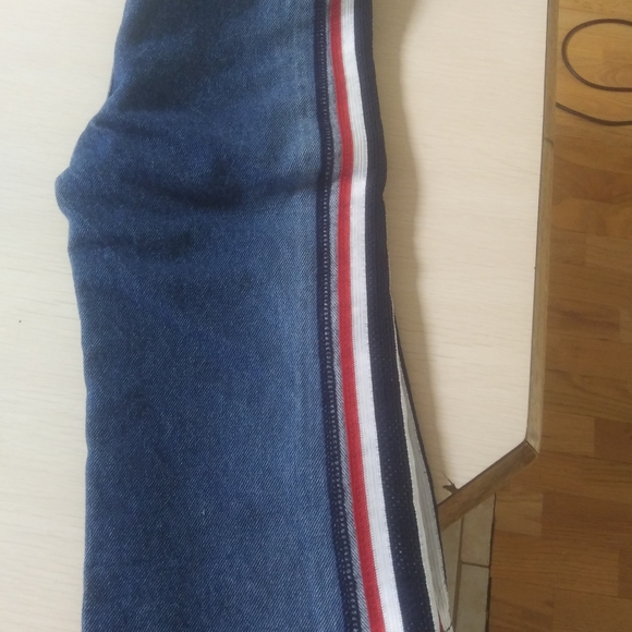 Lot of 2 18 month girl pants and top - Picture 2 of 5